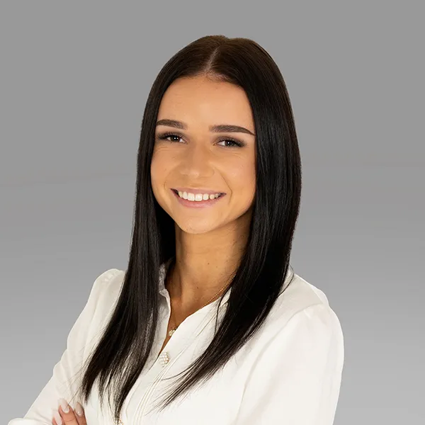 Portrait Angelina Mommer